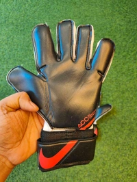 Vapor Acc Goalkeeper White Colour Match Gloves - 8