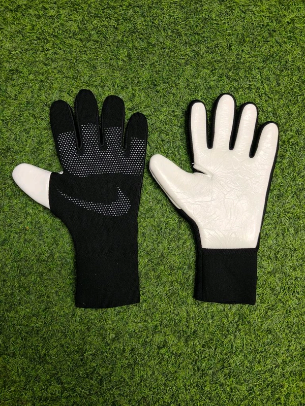 Vapor Grip 3 Dynamic Fit Goalkeeper Gloves Black - 9