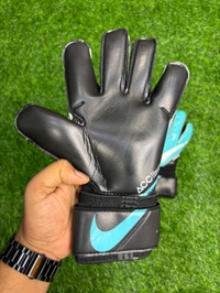 Vapor Grip 3 Sky Blue & Black Premium Match Gloves - 9