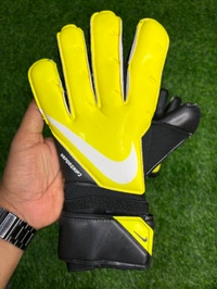 Vapor Grip 3 Yellow & Black Premium Match Gloves - 9