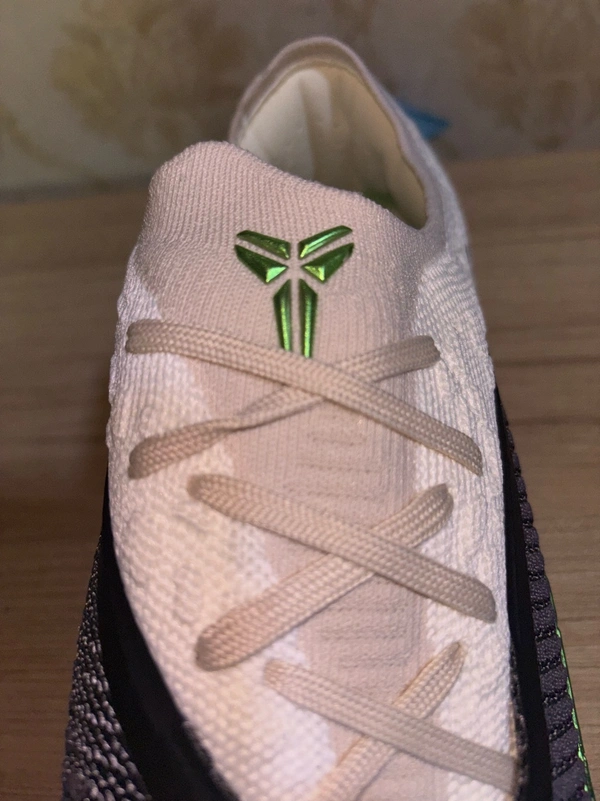 Phantom 6 Mamba Elite Black Low-Top FG With Lace - 6