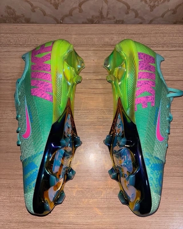 Mercurial Vapor 16 Cosmic Speed 2 With Lace Special Edition - 5.5