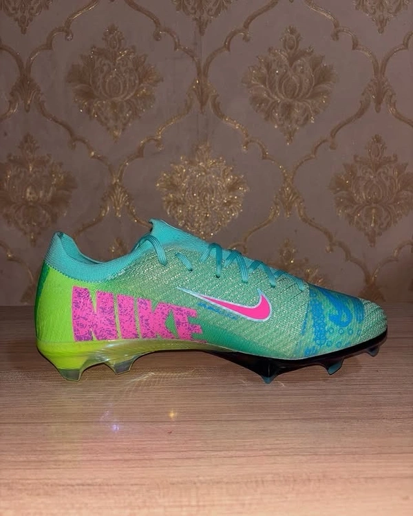 Mercurial Vapor 16 Cosmic Speed 2 With Lace Special Edition - 7.5