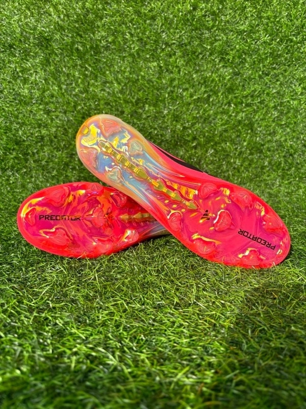 Predator Elite Red Colour Low-top FG With Lace - 9.5