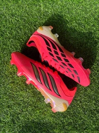 Predator Elite Red Colour Low-top FG With Lace - 9.5