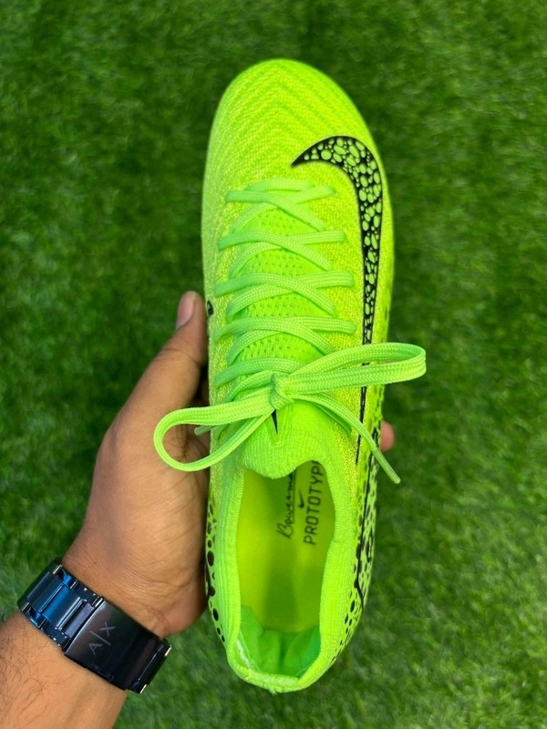 Mercurial Vapor 16 Cheetah Green Black Low-Top FG - 5.5