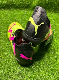 Future Ultimate FG Twin Colour Low-Top With Lace - 7.5