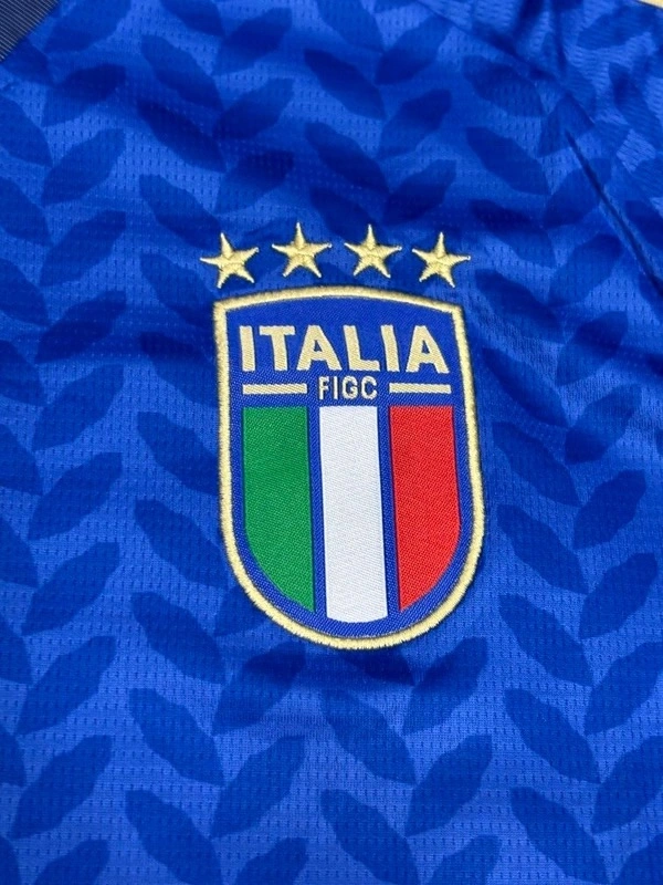 Italy 2026 World Cup Home Kit Fan Edition With Short - M