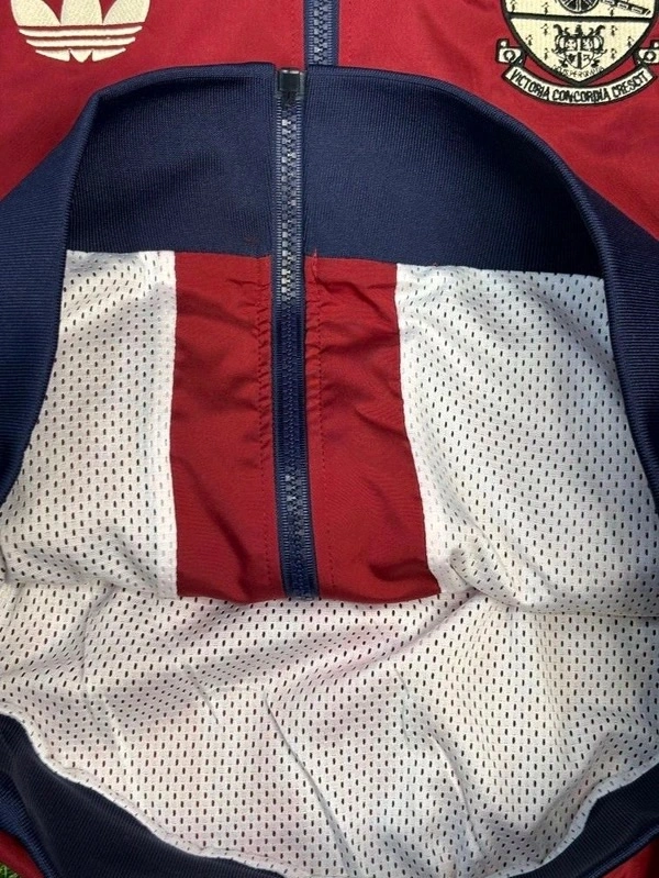 Arsenal FC Vintage-inspired Design With a Classic Trefoil Logo Jacket - XL