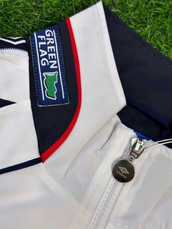 Vintage 1997/98 Umbro England National Football Team Training Jacket - XL