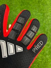 Predator Black And Red Colour Premium Match Gloves - 8