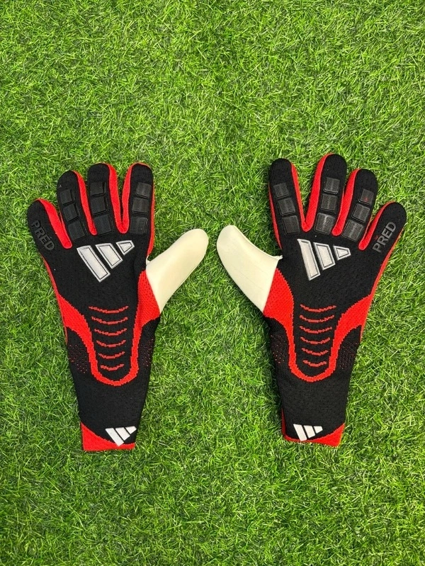 Predator Black And Red Colour Premium Match Gloves - 9