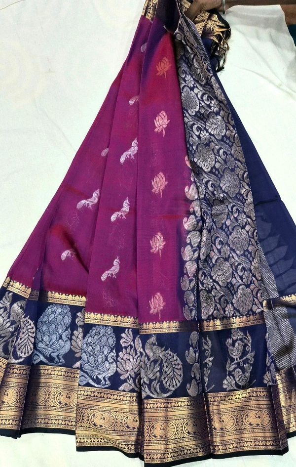 Pure Pattu Mangalgiri Peacock Design