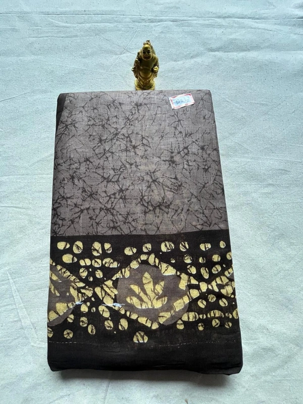 Maroon and Cream Batik Print Cotton Saree with Mustard Border - Cream, Grey