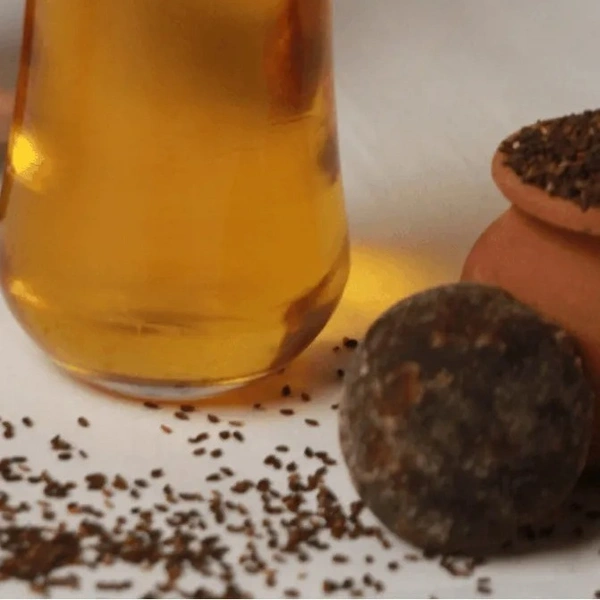 Sesame Karupatti oil <<செக்கு கருப்பட்டி நல்லெண்ணெய் >>  - 500 ML