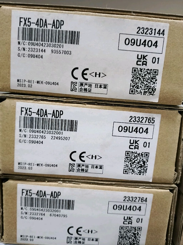 Mitsubishi  FX5-4DA-ADP Brand New With One Year Warranty