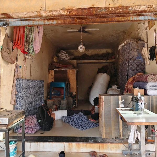 Premium Mattress - 6/6 Feet ( 30 Kg )