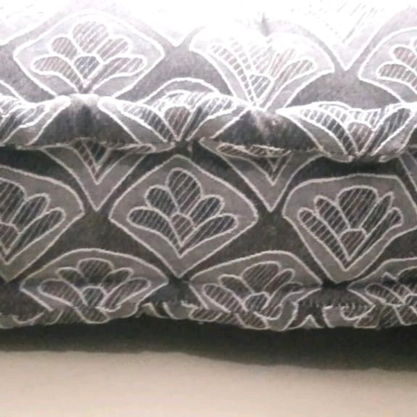 Heavy Mattress  - 6/6 Feet ( 30 Kg )