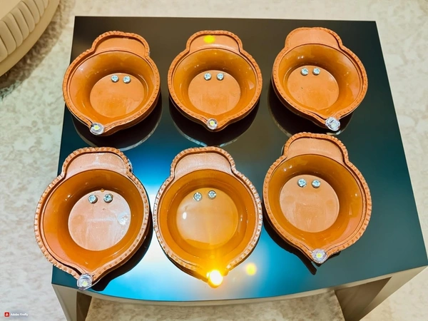 Water diya ( Minimum 6pc )