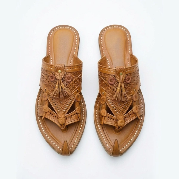 ClyPa Authentic Kolhapuri Shahu Chappal — Royal Indian heritage, hand-braided leather, built to last.