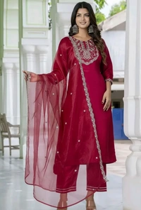 Embroidered Kurta With Dupatta And Pent Set - Lavender Rose, XXL