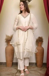 Chandheri Silk Embroidered Kurti With Dupatta Set - Cream, XXL