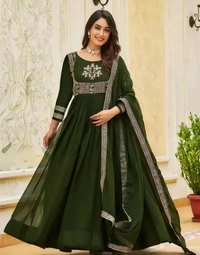 KADER FAB Women Georgette Sequence Embroidered Anaarkali Kurti - Green, XL