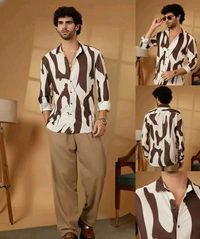 Printed Abstract Shirt - M