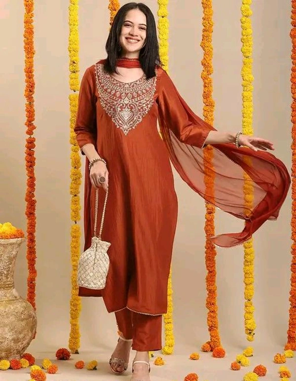 YAGNIK Embroidered Kurta Set With Dupatta - S, Rust