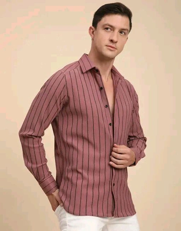 VOROXY Men Regular Striped Spread Collar Shirt - M, Purple Pizzazz