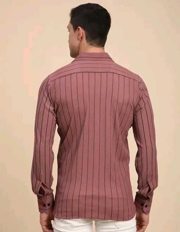 VOROXY Men Regular Striped Spread Collar Shirt - M, Purple Pizzazz