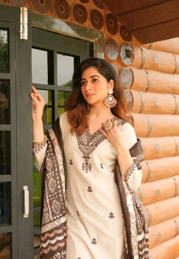 Kurta Set For Women With Dupatta And Pant Set - S, Cream