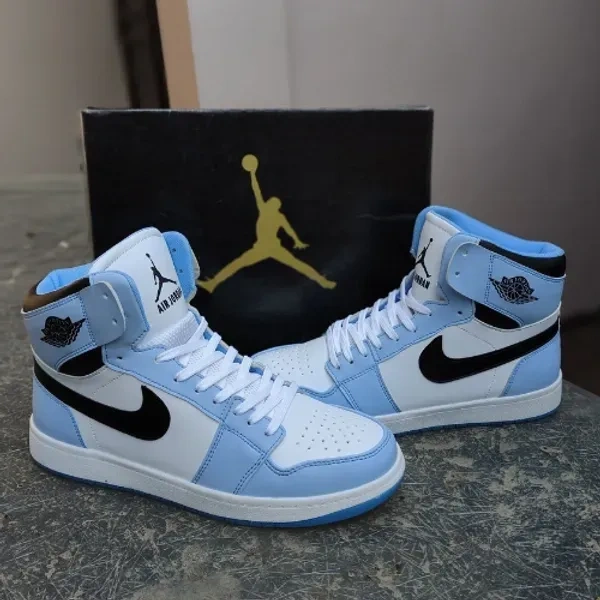 Jordan High University Blue - UK 6, Blue