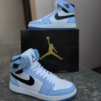 Jordan High University Blue - UK 6, Blue