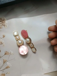 Korean Clips Pair - Pair 8