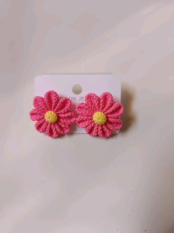 Unique Floral Stud - Darkpink