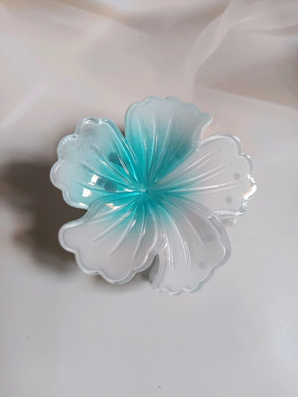 Big Size Hibiscus Hair Claw - Blue