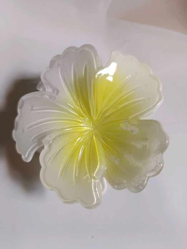 Big Size Hibiscus Hair Claw - Yellow