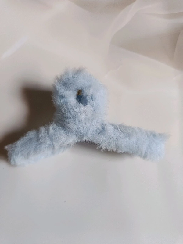 Big Fur Claw - Skyblue