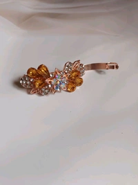 Premium Stone Centerclips - Medium - Golden Yellow