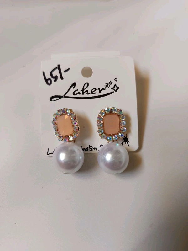 Pearl Earring - Orange