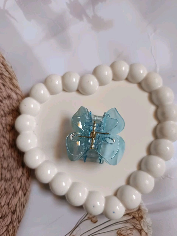 Strong Acrylic Dualtone Butterfly Hair Claw - 11