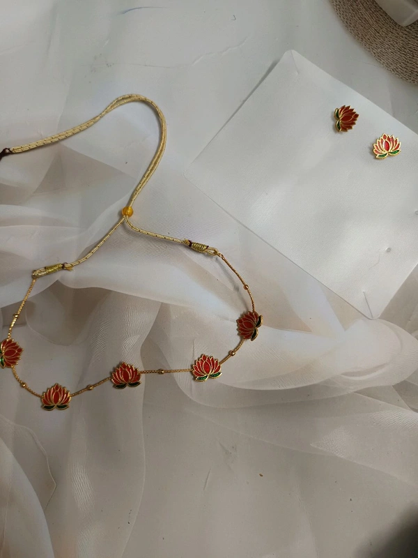 Trendy Lotus Neckset 2 - Red