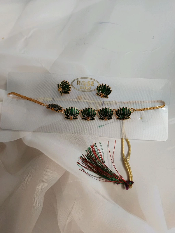 Trendy Lotus Neckset 3 - Green