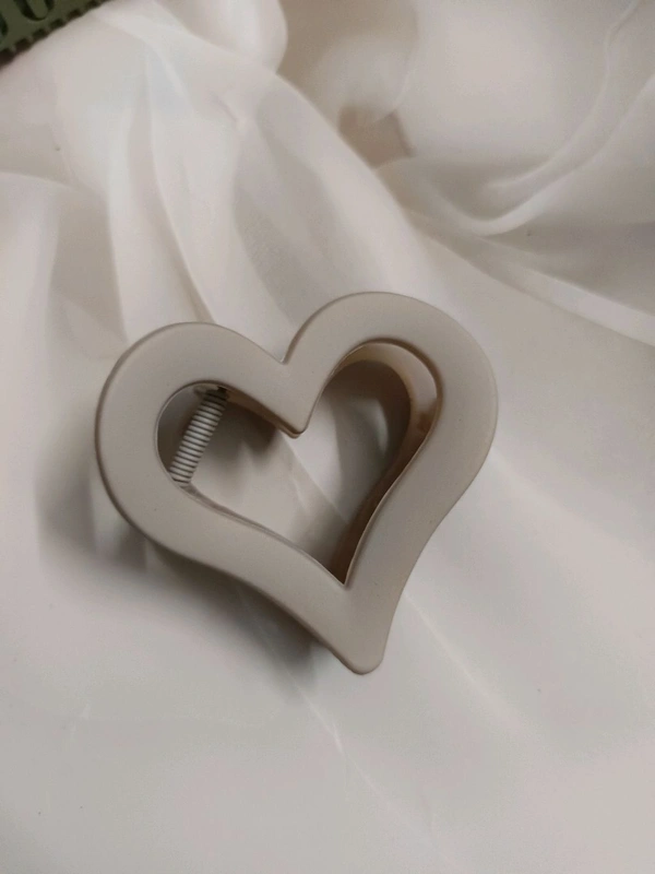 Big Size Heavy Matte Hair Claw Unbreakable Heart Shape - 8
