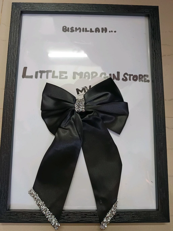 Richie Heavy Satin Bow Clip With Glitter Stones - Black