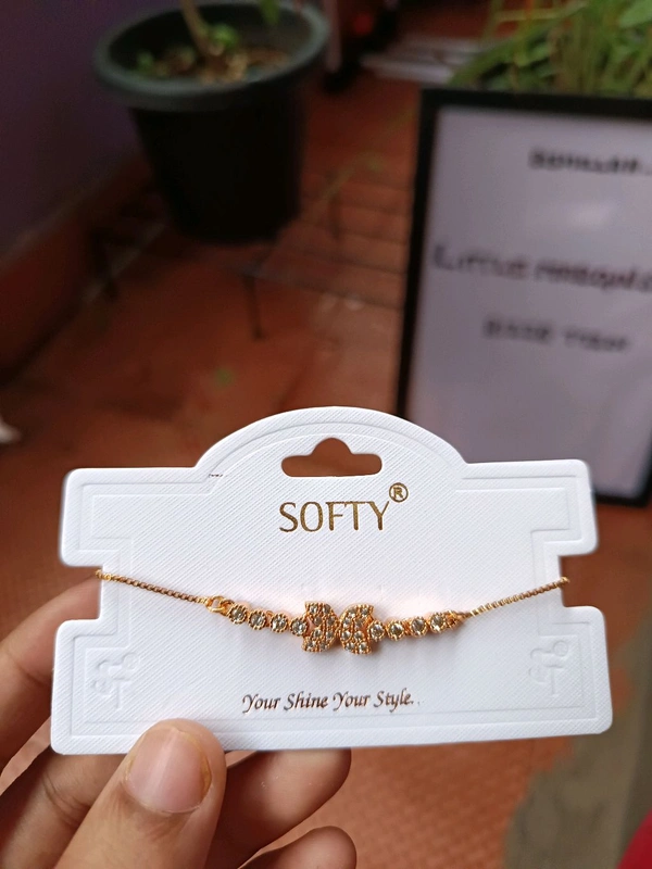 Premium Golden Bracelets With Stones - Design 3