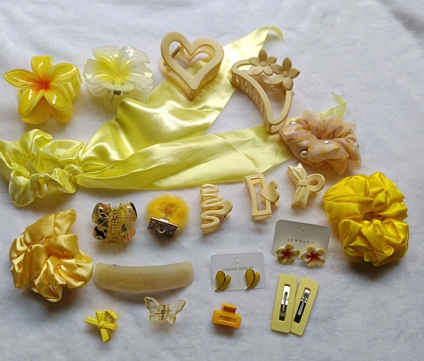 Yellow Set ( 20 Items)