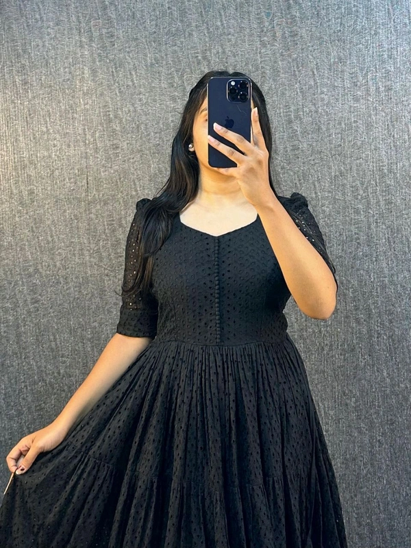 HAKOBA 3 Layer Exclusive Midi Gown - L, Black