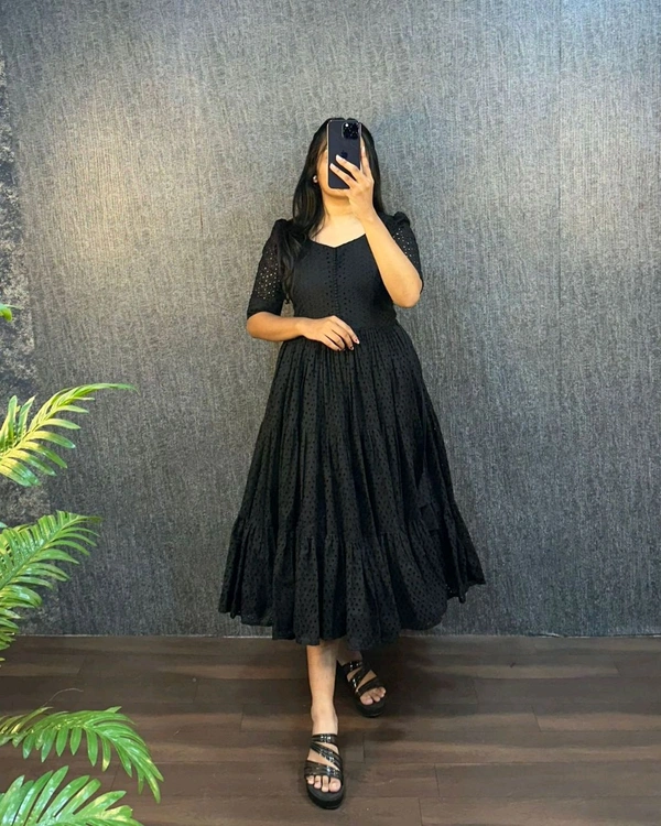 HAKOBA 3 Layer Exclusive Midi Gown - XL, Black